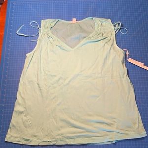 Women’s Extra Large Lightweight Sleeveless Top, Mint.